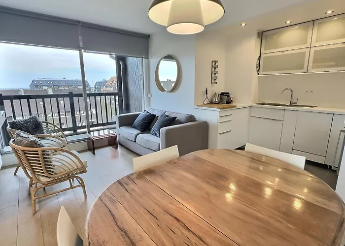 Moderne T2, Bord De Mer, Parking & Wifi Gratuit Apartament *