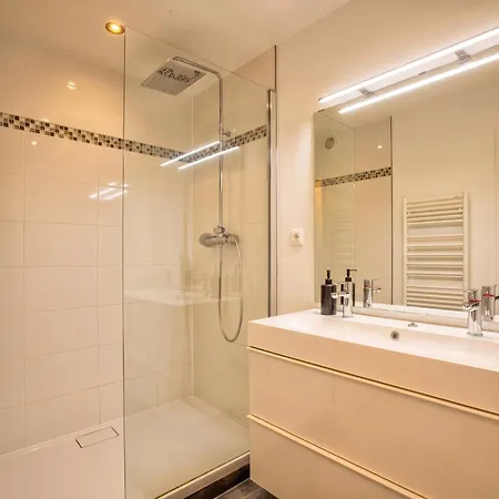 Moderne T2, Bord De Mer, Parking & Wifi Gratuit Appartement *